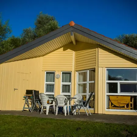 Ausmina אוטרנדורף